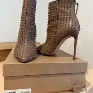 Steve Madden Taupe Studded Heeled Boots